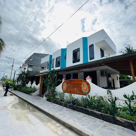 Hostal Brisas Del Mar Puerto Villamil Eksteriør billede