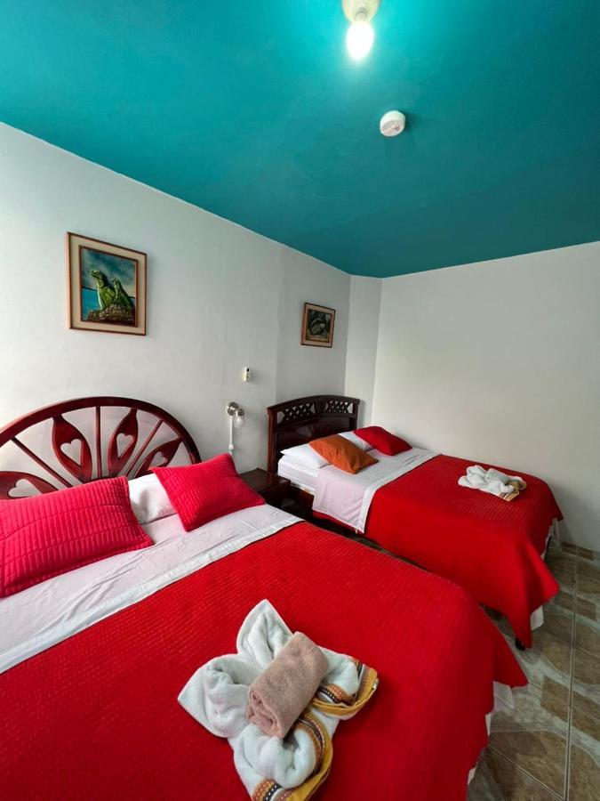 Hostal Brisas Del Mar Puerto Villamil Eksteriør billede